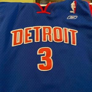 detroit wallace jersey